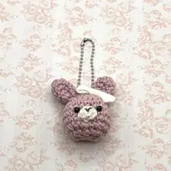 ハンドメイド　あみぐるみ　うさぎ　チャーム　手編み