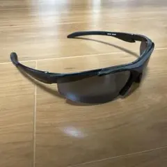 fila スポーツ　サングラス