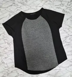 YEVS テクスチャー付き半袖Tシャツのサムネイル