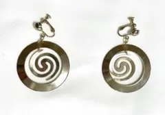 イヤリング　ゴールド