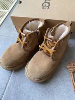 2025年最新】ugg ブーツ キッズの人気アイテム - メルカリ