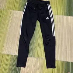 スポーツパンツ