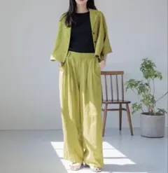 LOWRYS FARM シャツ パンツ セットアップ グリーン リネン　レーヨンのサムネイル
