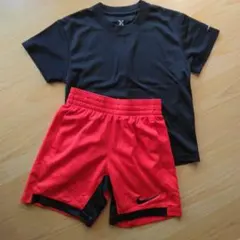 Nike DRI-FIT XS レッド ハーフパンツ