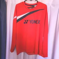 YONEX 長袖ロングTシャツ赤