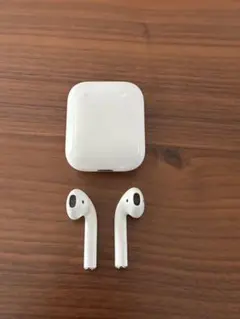 AirPods本体 ホワイト 充電ケース付き
