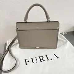 FURLA グレージュ　ショルダーバッグ　ハンドバッグ　レザー　牛皮