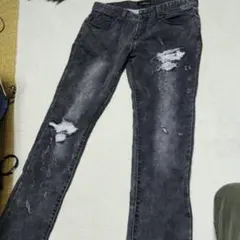 ダメージジーンズ スキニー　黒