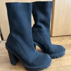 ZARAブラック ソックスブーツ 高ヒール