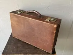 1910s アンティーク トランク クロモス 本革 骨董市 - メルカリ