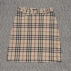 【値下げ可】Burberry スカート　バーバリー　ミニ丈　チェック柄スカート