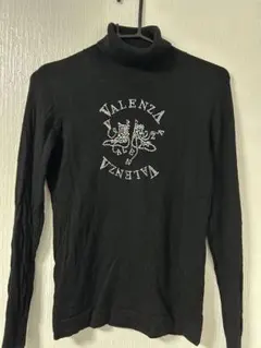 VALENZA 40ブラック タートルネック セーター