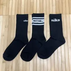 完売品✨未使用✨niko and... ニコロゴソックス　ブラック3足セット