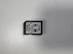 【美品】TOYOTA カーナビ用SDカード 2013年度春版 16GBのサムネイル