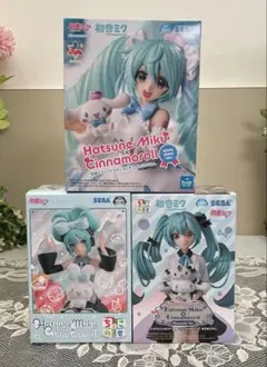 初音ミク　シナモロール　フィギュア 3個セット