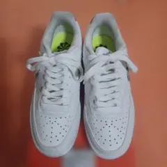 Nike ホワイト スニーカー