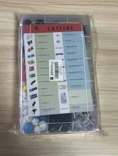 カラフルビーズとパーツセット