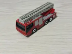 トミカ108 日野はしご付消防車(モリタ・スーパージャイロラダー)のサムネイル
