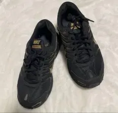 ナイキ　スニーカー　エア マックス トーチ 4　26cm ブラック×ゴールド
