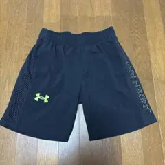 【Under Armour 黒ハーフパンツ 】☆SM/P/CH ☆キッズ☆165