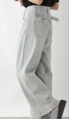 値下げLEPSIMレプシィムライトブルー Wタックデニムパンツ 中古のサムネイル