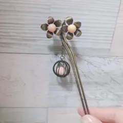 花モチーフ かんざし ピンクビーズ付き