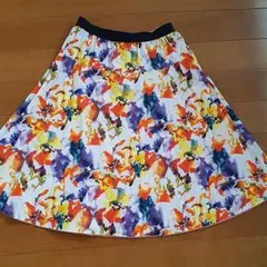 未使用　リバーシブル　花柄スカート