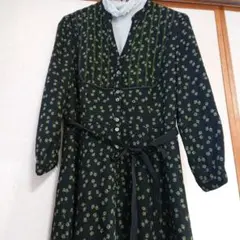 ローラアシュレイLAURA ASHLEY 長袖ワンピース 裏地付き Ｓ＊お値下げ