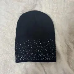 ビジュー付き黒ニット帽