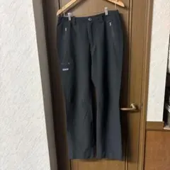 patagonia ブラックパンツのサムネイル