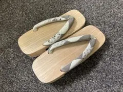 Item thumbnail for item 04f02e9a-60c0-4e32-93a8-21abeaf27d21