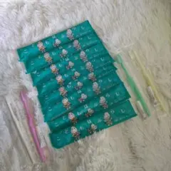 【新品】池の平ホテル　アメニティ　子供用歯ブラシ8本セット　オマケ大人用4本付き