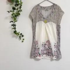 ［ROSEBUD］Vネックチュニック（F）綿100 フレンチスリーブ　花柄のサムネイル