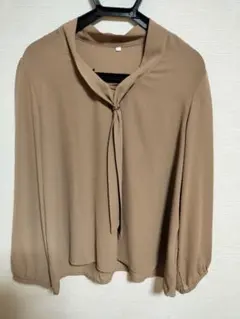 はるやまソフィーチ　ブラウン 長袖ブラウス L