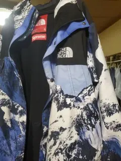 希少　supreme ノースフェイス　マウンテンパーカー　17FW 雪山　XL