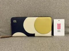 Orla Kiely 長財布 ライトブルー - メルカリ