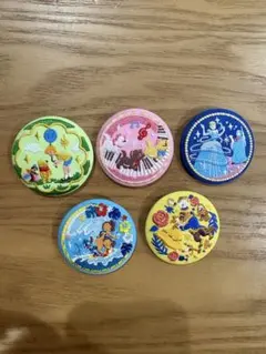 Disney 刺繍缶バッジ　まとめ売り　5つセット　ビスケット　ディズニー