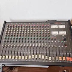 Soundcraft SPIRIT LIVE 4 アナログミキサー 動作未確認 - メルカリ