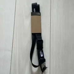 新品タグ付きノースフェイスネックストラップ鮮やかなブラック早いもの勝ちです。