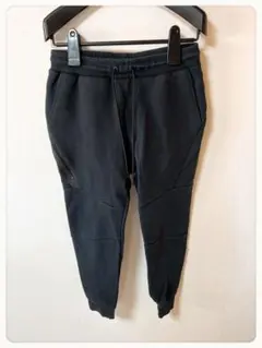 ☘️P1☘NIKE ブラック ナイキ M テックフリースジョガーパンツ L