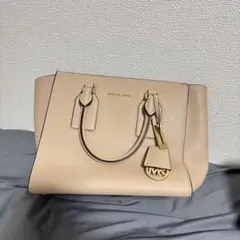 MICHAEL KORS ハンドバッグ ベージュのサムネイル