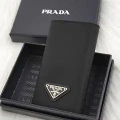 未使用品　箱付き　PRADA プラダ　キーケース　ナイロン　三角プレート　黒