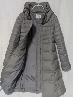 美品「DONEY-casa」衿ボア付き！ぬくぬく！軽量なロング丈ダウンコートです