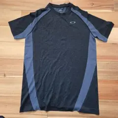 Oakley ラグランスリーブ Tシャツ