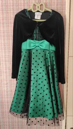 グリーンのフォーマルドレス　黒ボレロ付きのサムネイル