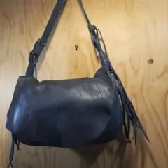 ブラック レザー フリンジ ショルダーバッグ