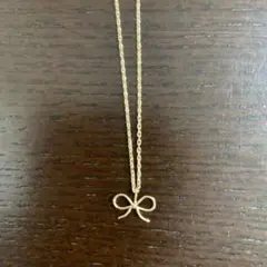 ネックレス　リボン　華奢