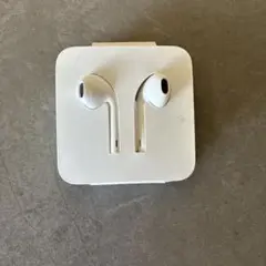 新品 未使用 Apple EarPods Lightningコネクタ