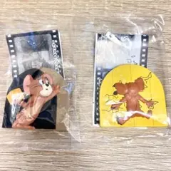 【カプセルトイ】・トムとジェリー ジェリーとタフィーがいるお家フィギュア