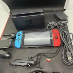 液晶美品　Nintendo Switch 本体